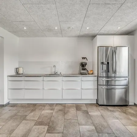 Large, Completely Renovated Activity House With Wilderness Bath And Outdoor Sauna *