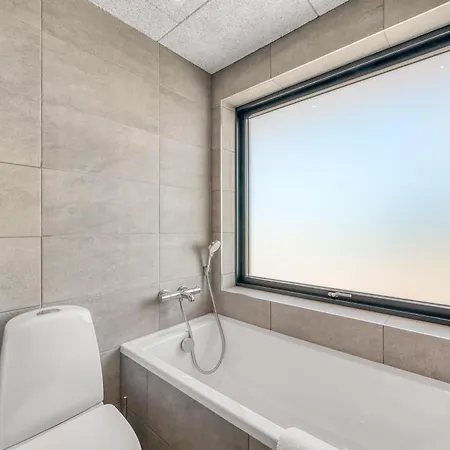 Large, Completely Renovated Activity House With Wilderness Bath And Outdoor Sauna * Ulfborg